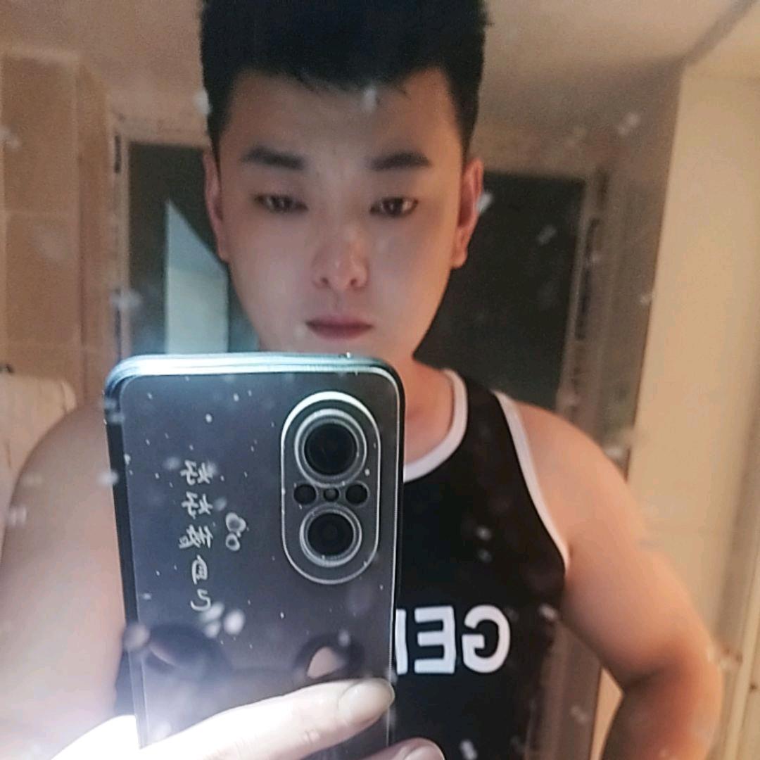 爱我像谁