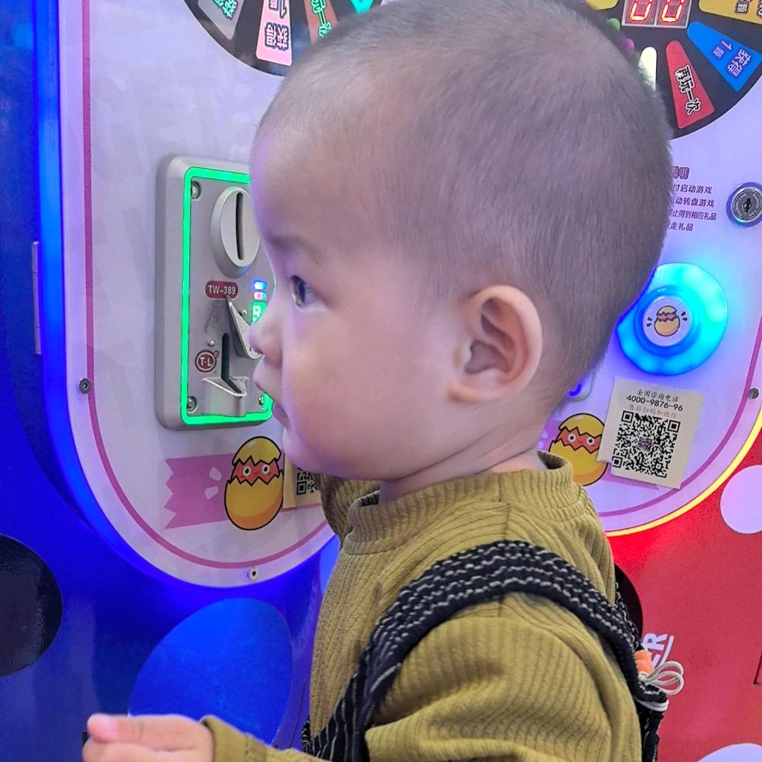小鱼鱼的捣蛋生活