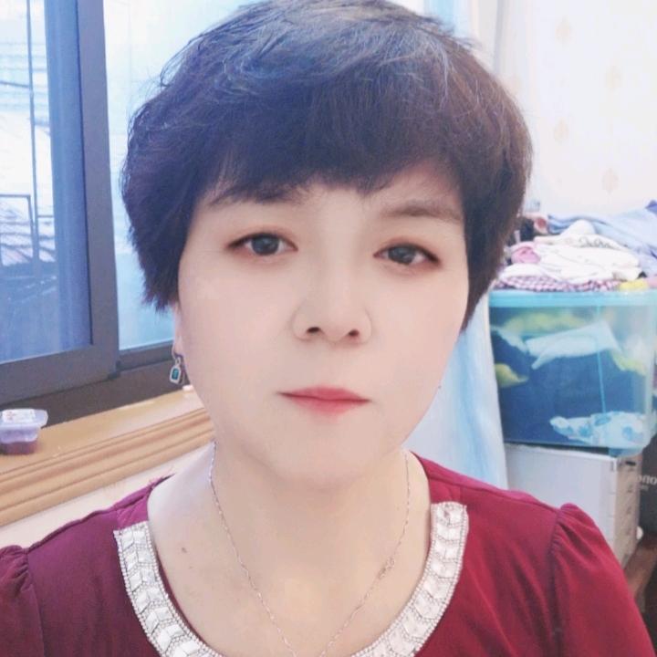 寒梅傲雪🌺🌺