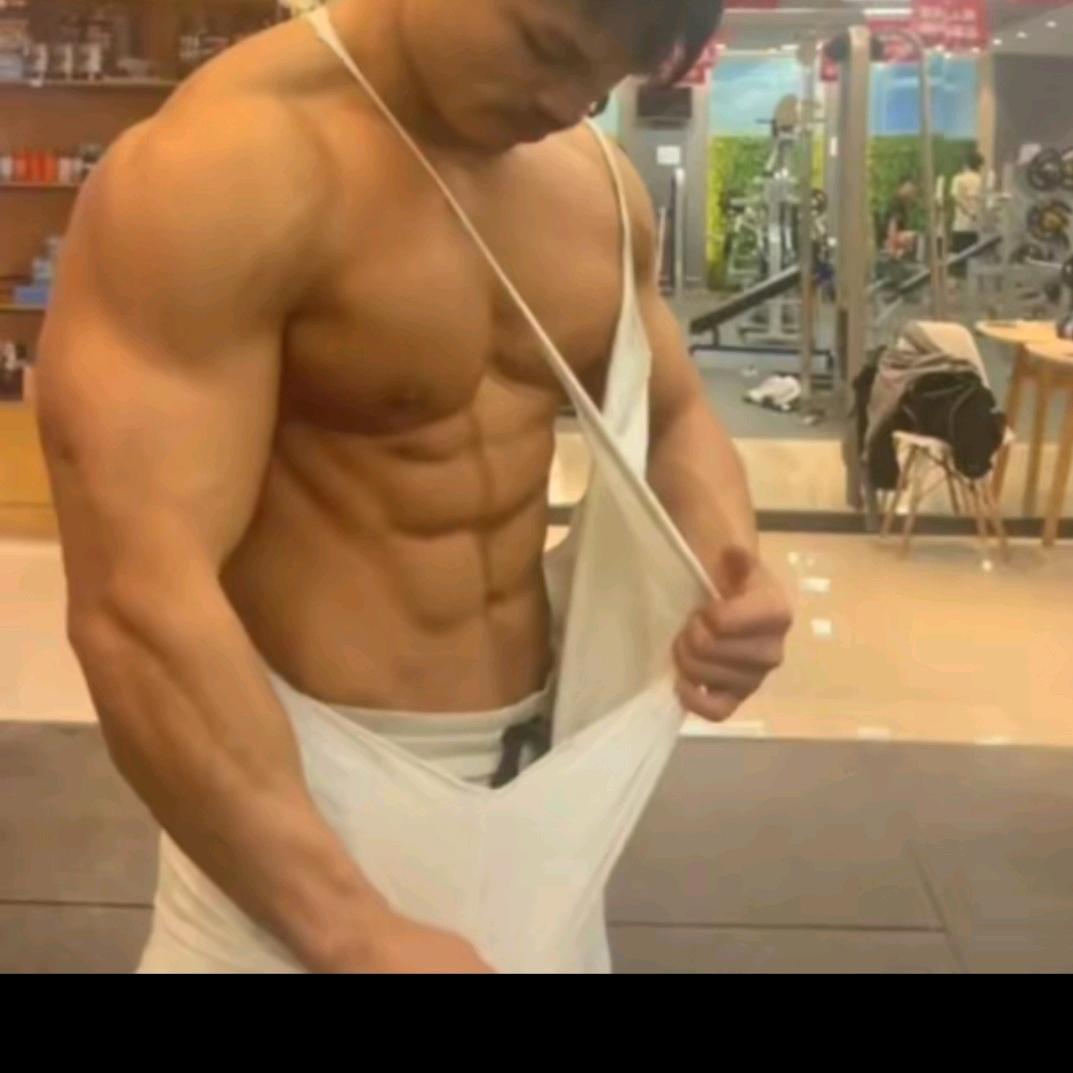 喜杨杨和灰太狼