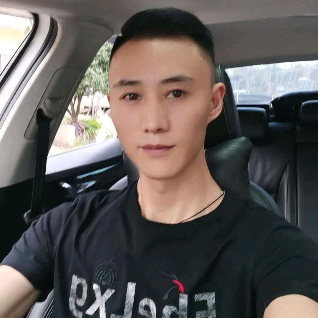 ༺华༒仔༻¹⁹₈₃魏℘࿐