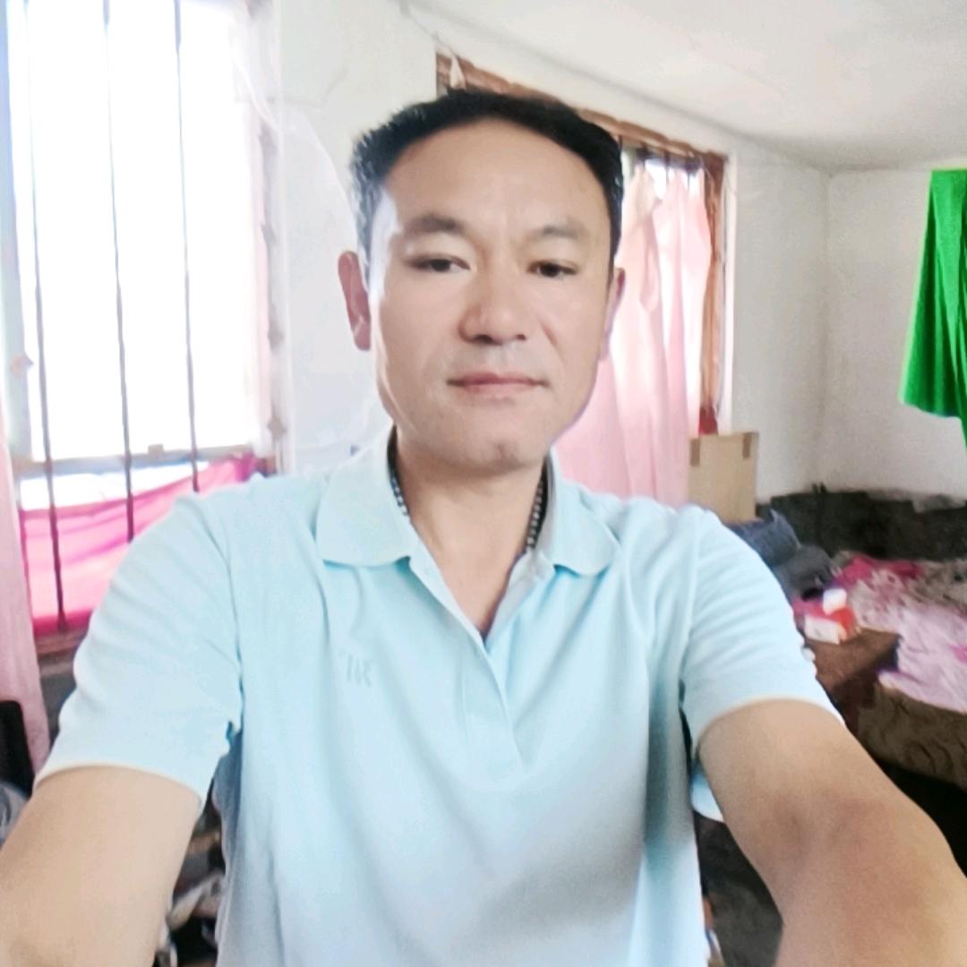 老刘爱唱歌