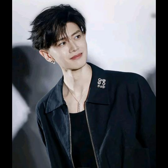 小米朵爱跳舞