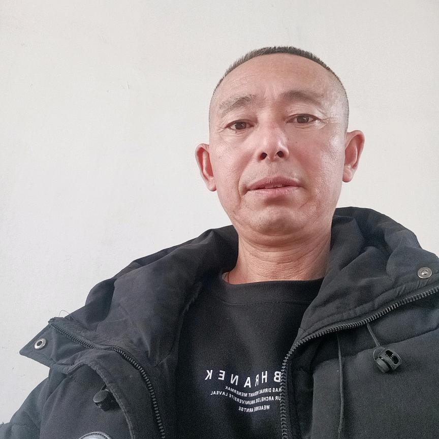 日货仓库小胡，有用的可以连系我