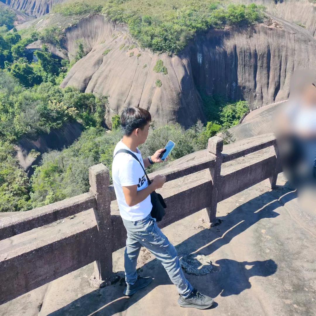 黄工 广建不锈钢小吃车架加工
