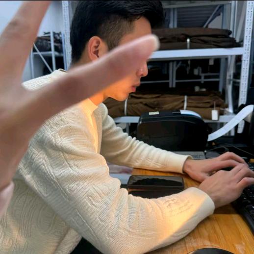 阿辰香云纱