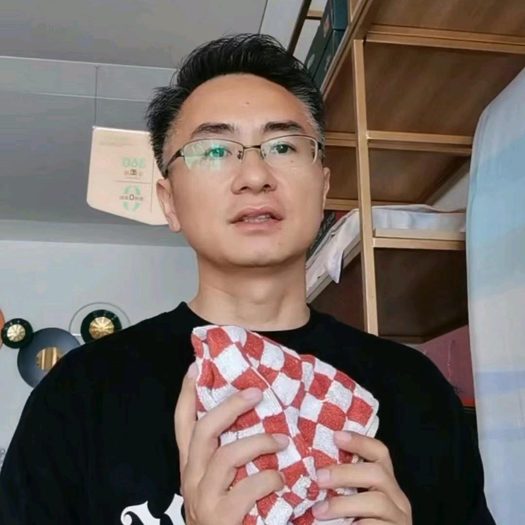 哥儿们～（襄阳好品汇床上用品）