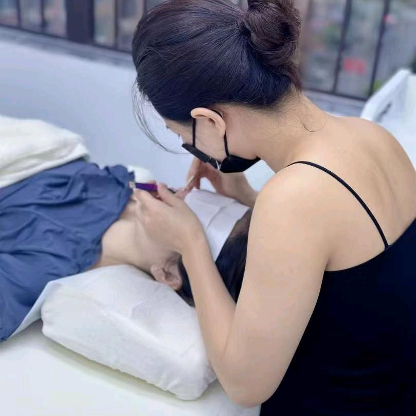 白银科美美容护肤