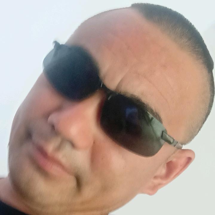 A漂泊的丑哥