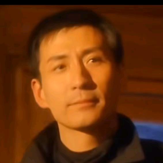 燕双鹰