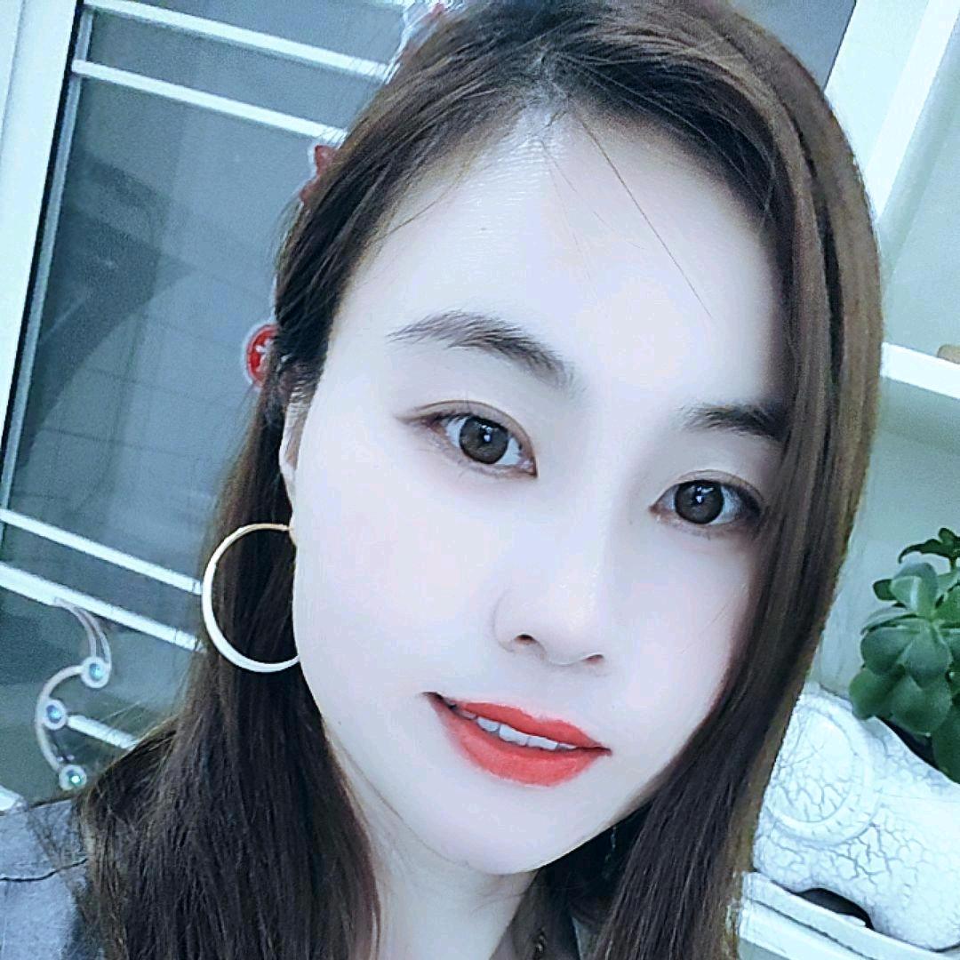 五队小布点童装店