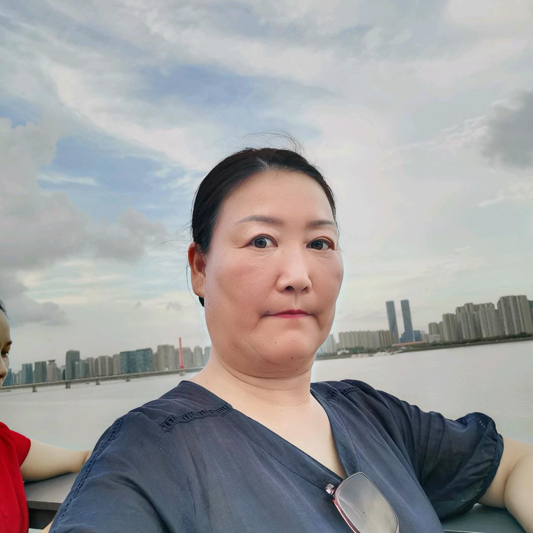 漯河做蚕丝被羽绒被的潘姐