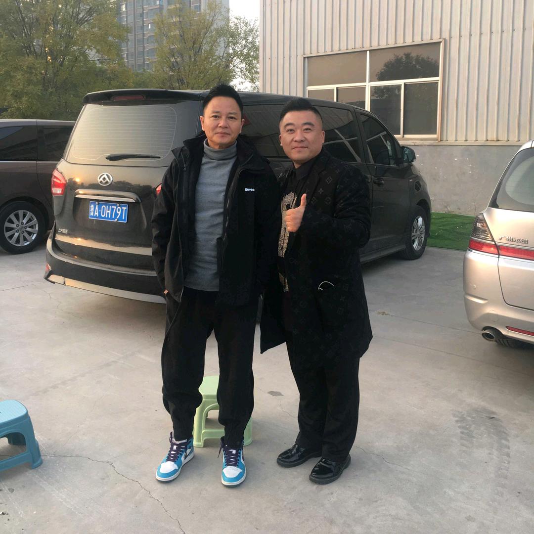 🔥滨州大明星司仪跟拍录像跟妆红旗奔驰队