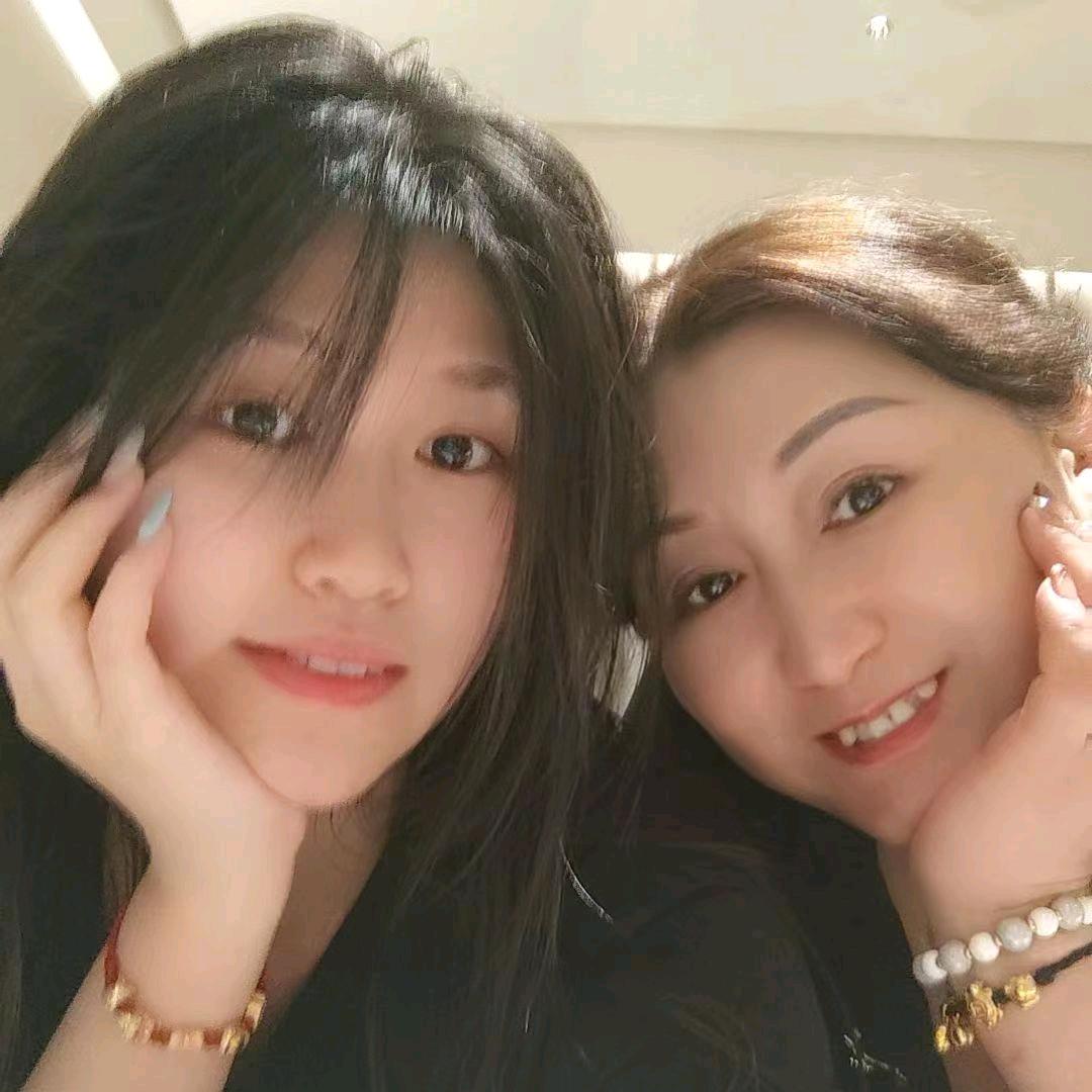 一枚宅女🔥
