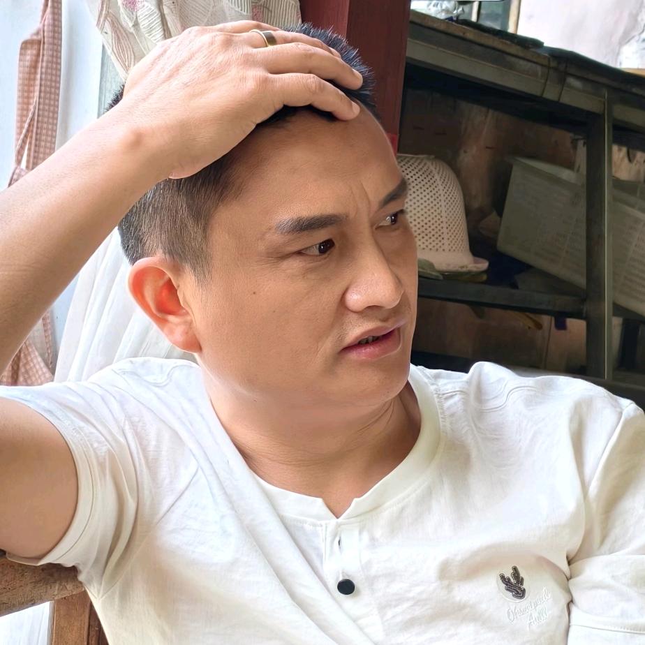爱吃豆腐卤的周镇守头像