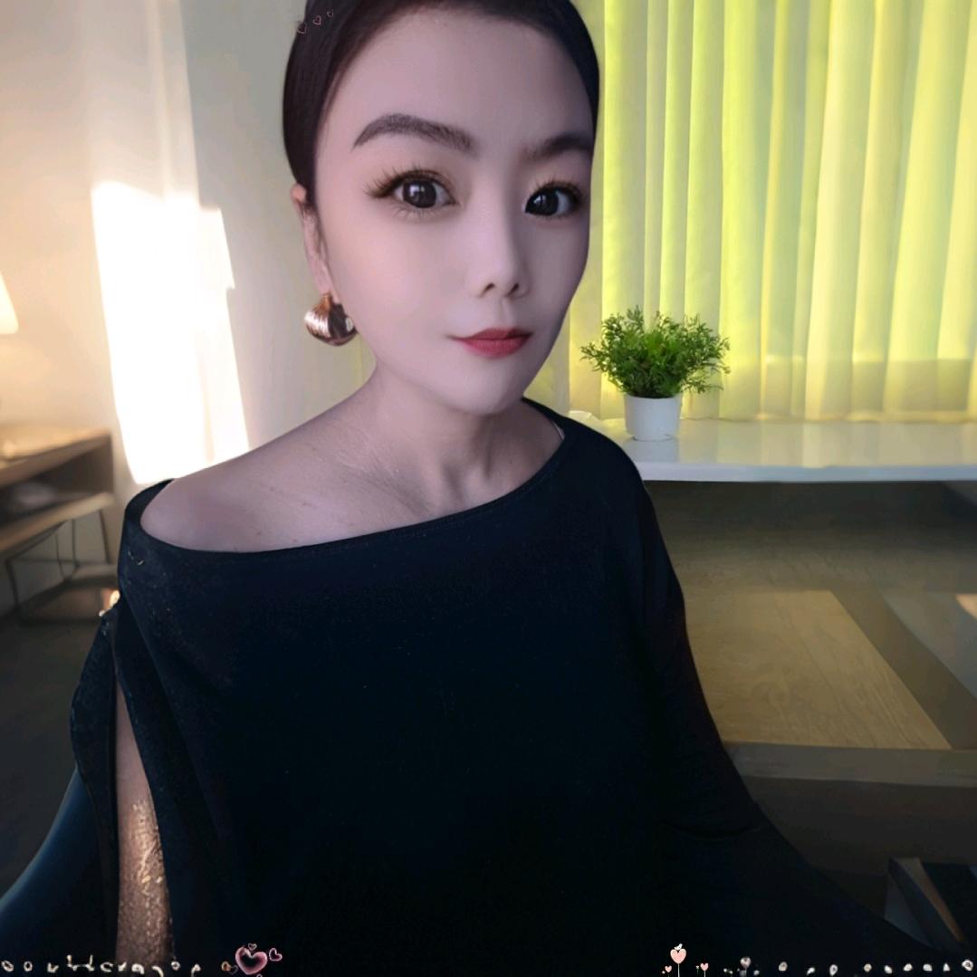 云朵休闲名牌女装