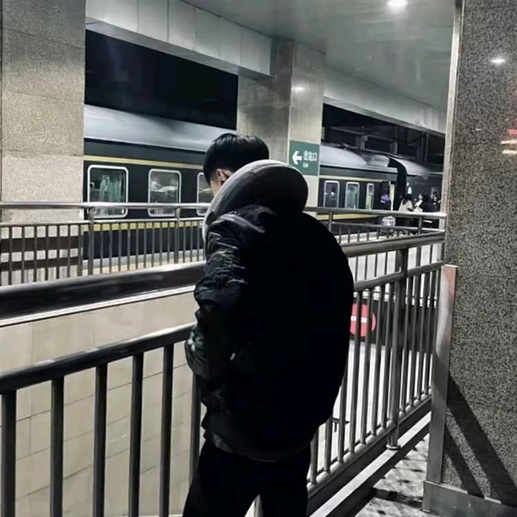 轩茁/.（无畏契约）