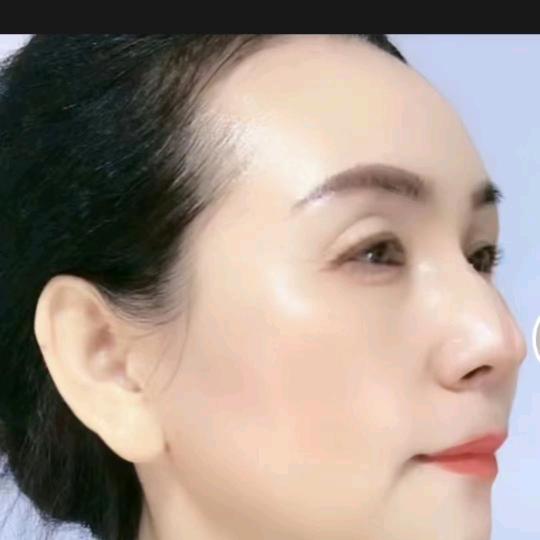 格    格
