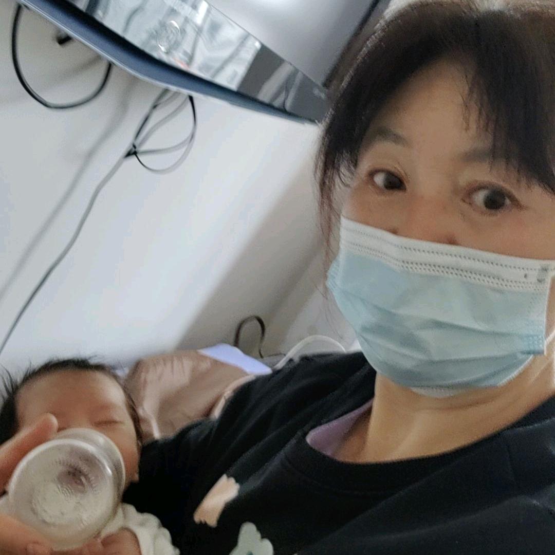 女人都不容易