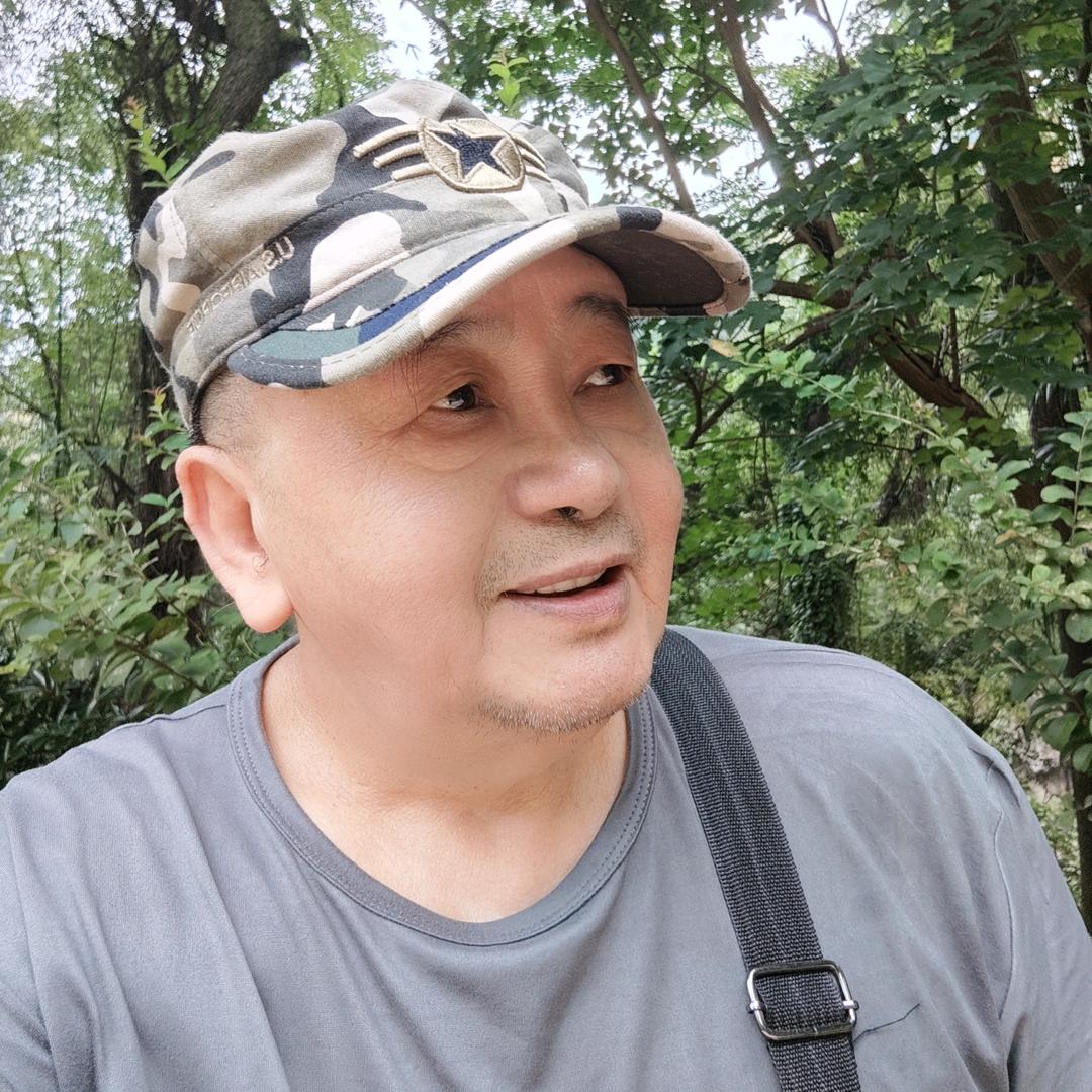 🚁   渝中哥   (手机攝）