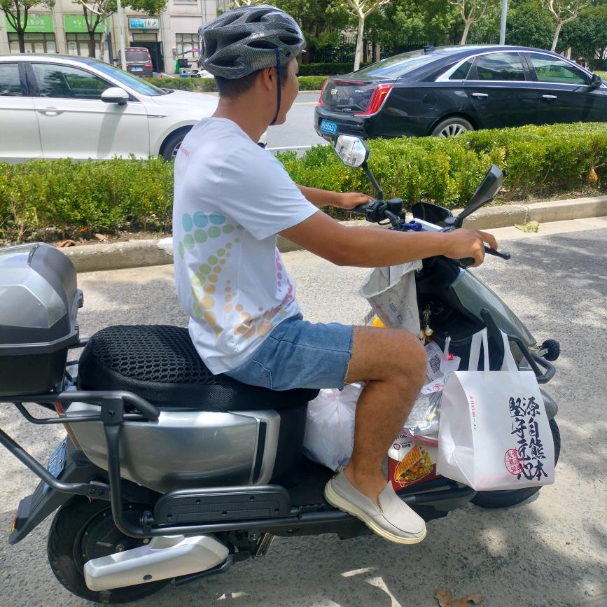 ☄️探店小哥Dan