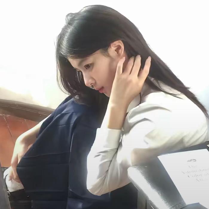英吉莉.🌺🎋