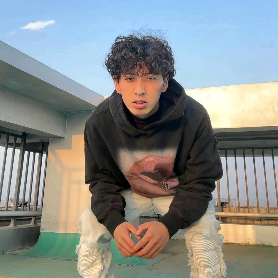 Fʟᴏᴡᴇʀ sᴇᴀ.