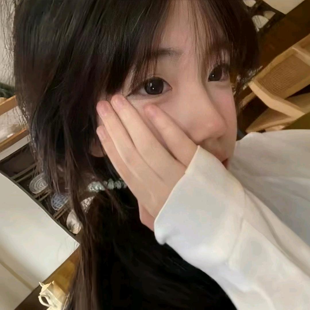 晴晴^