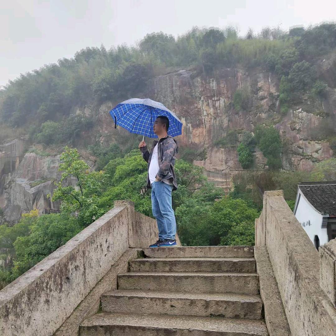 蒙奇D潞宝
