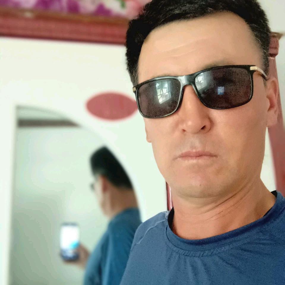 用户7602298345341俄龙巴依