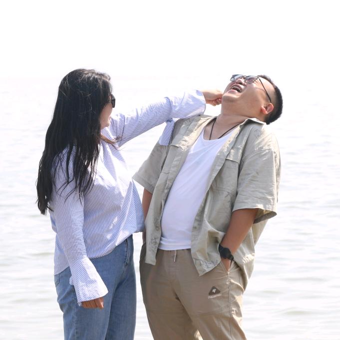 美少女和钢铁战士的日常😎