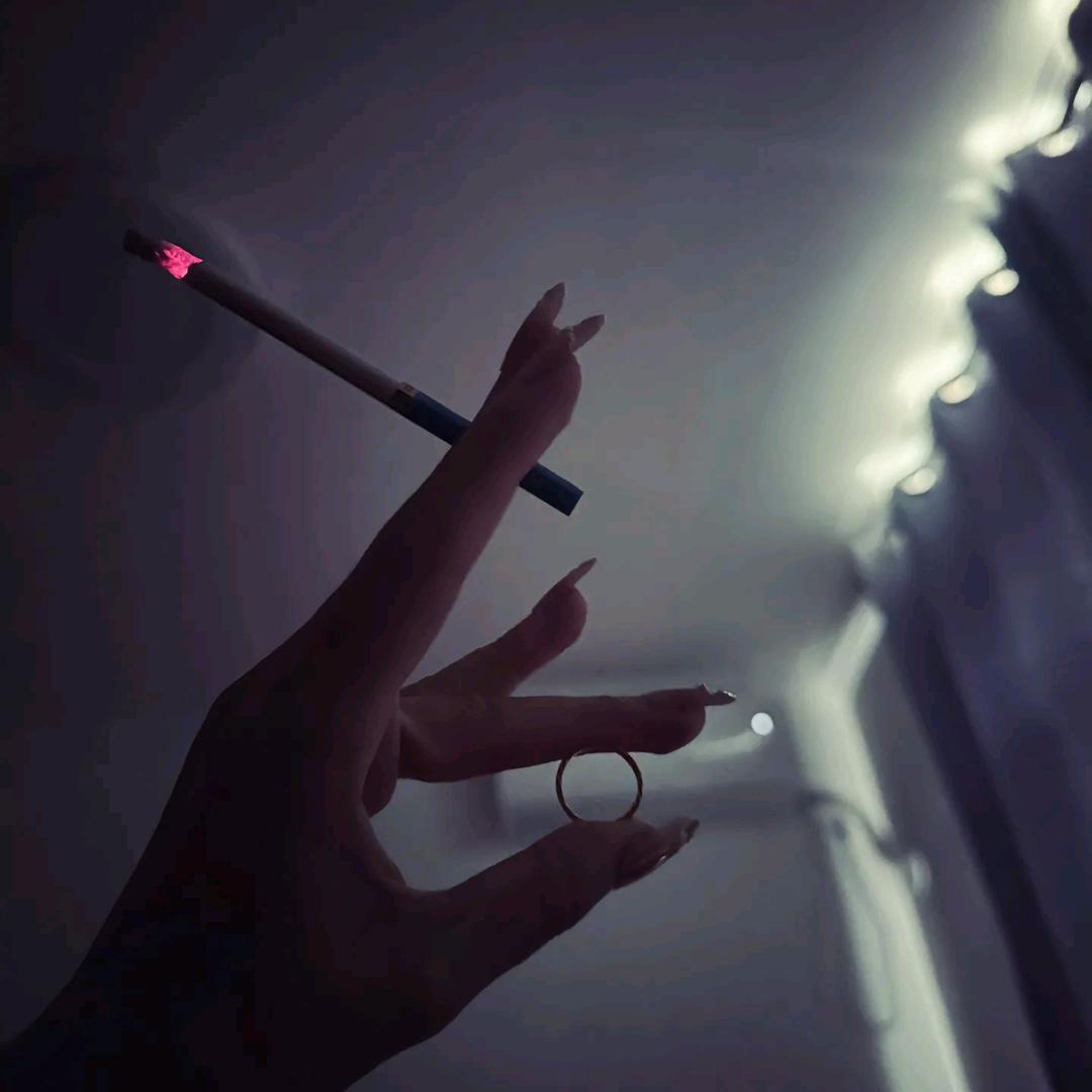 🚬笑敬ᝰꫛ过往ಇ᭄ღ蟹蟹এ
