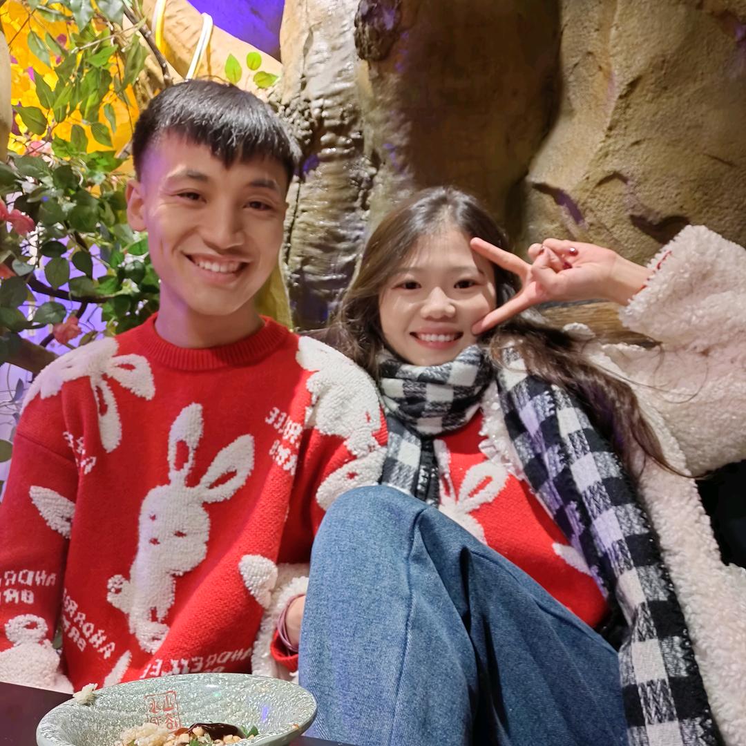 小任很快乐😁