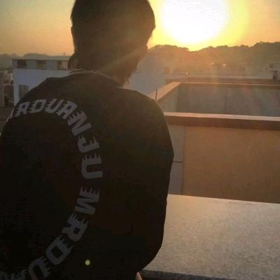 ，，，，，，，