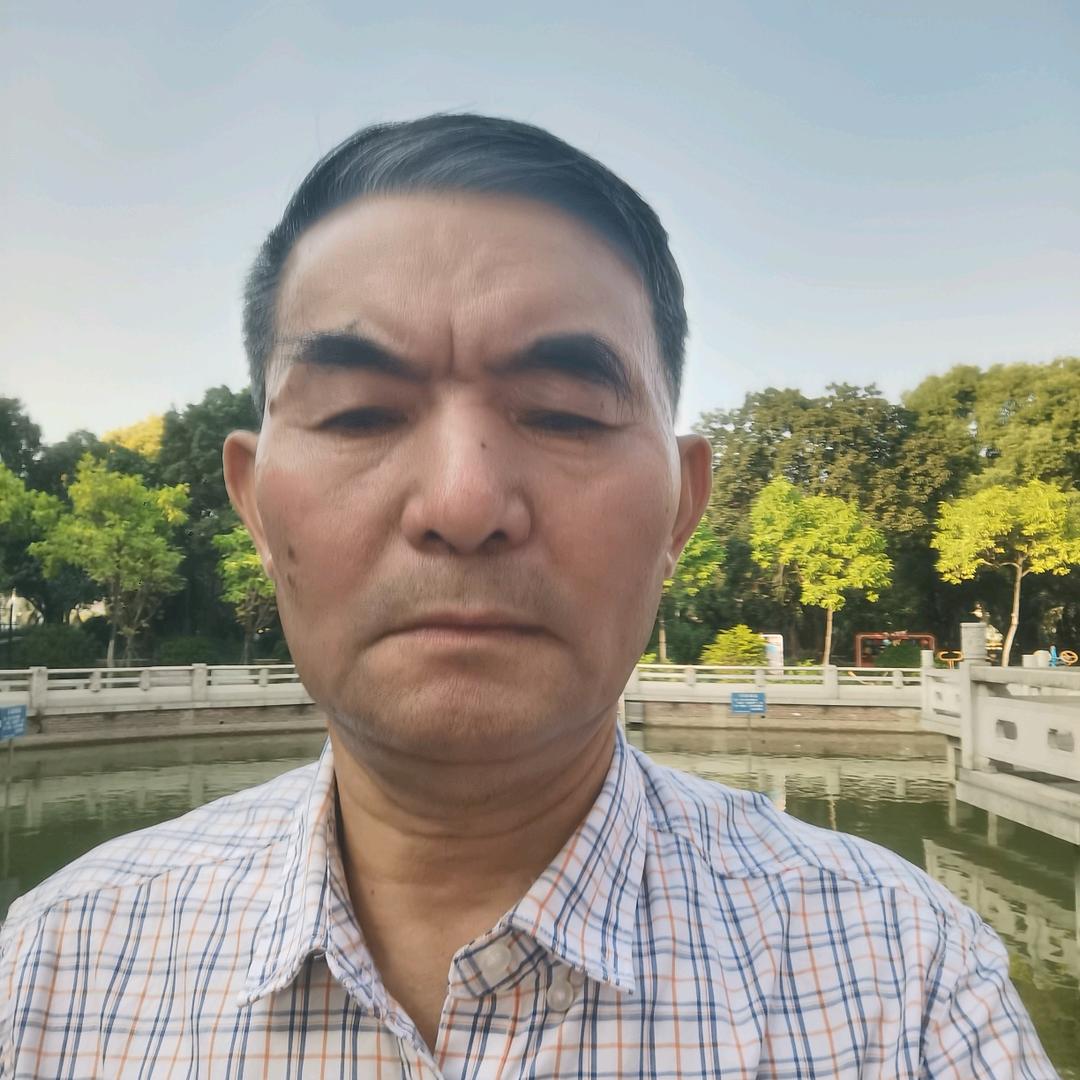 陈成