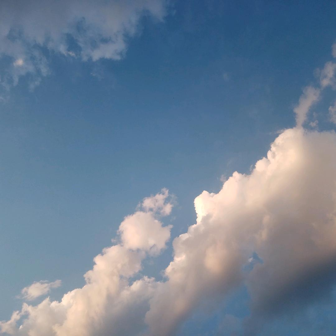 慢慢变老回不去的童年