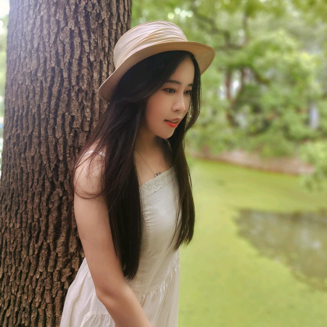 Aimee Zhang