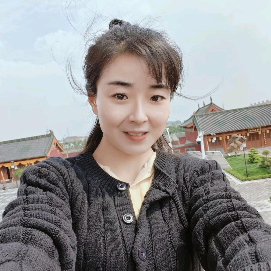半岛公馆  武芬芬