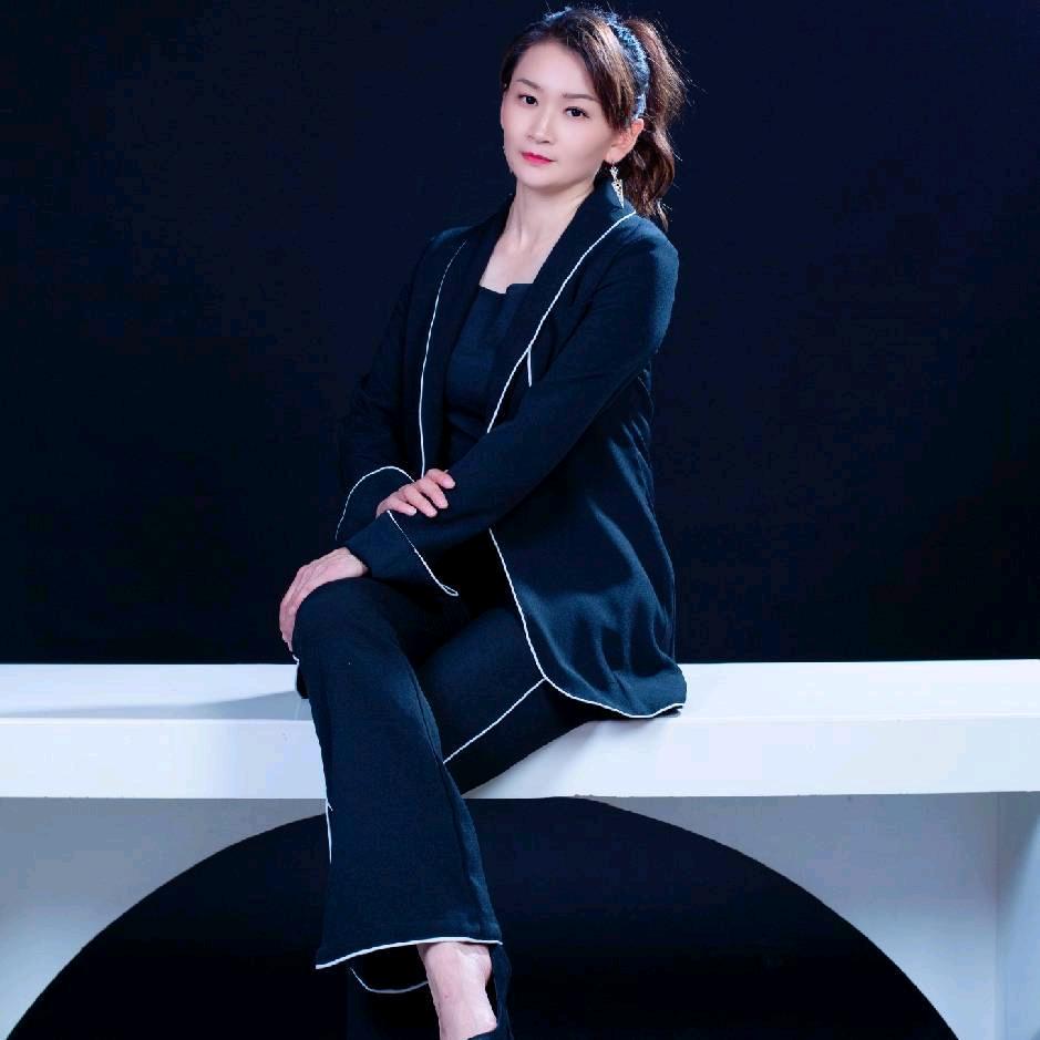 杨丽☀
