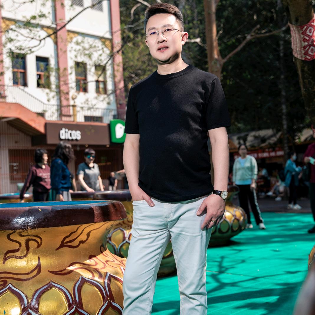 谭《群立车行》