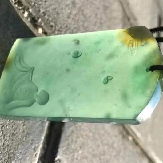 《依之炫》