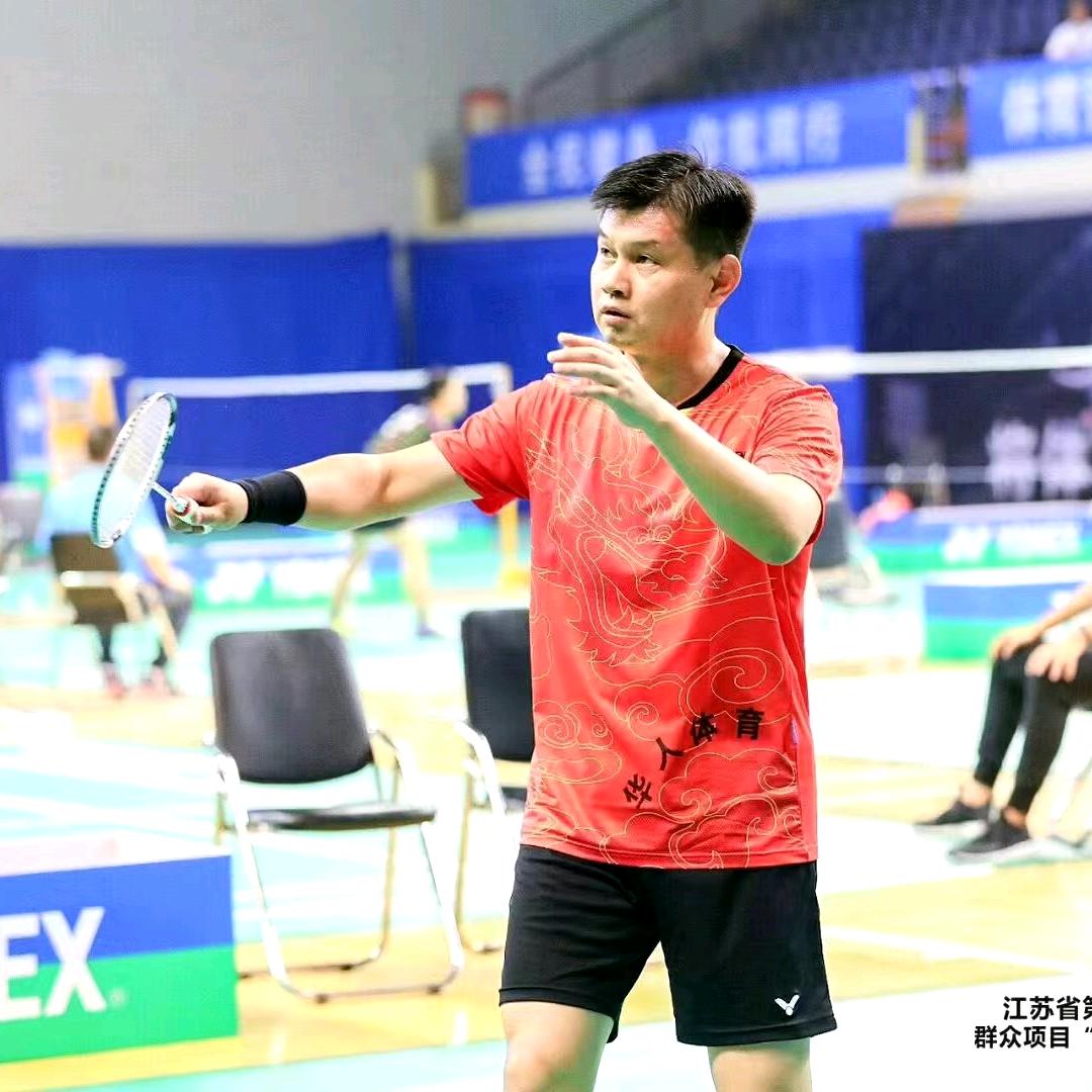 我勒个明哥