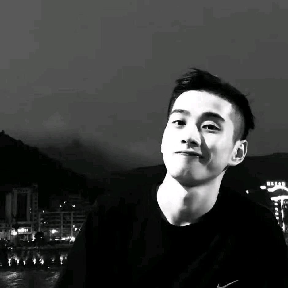 风中有朵雨做的☁️