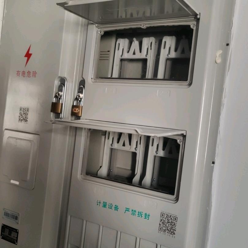 福山君悦湾小区三期烂尾楼生活