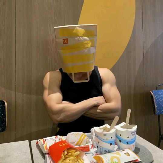 梦立方游泳健身-龙教练