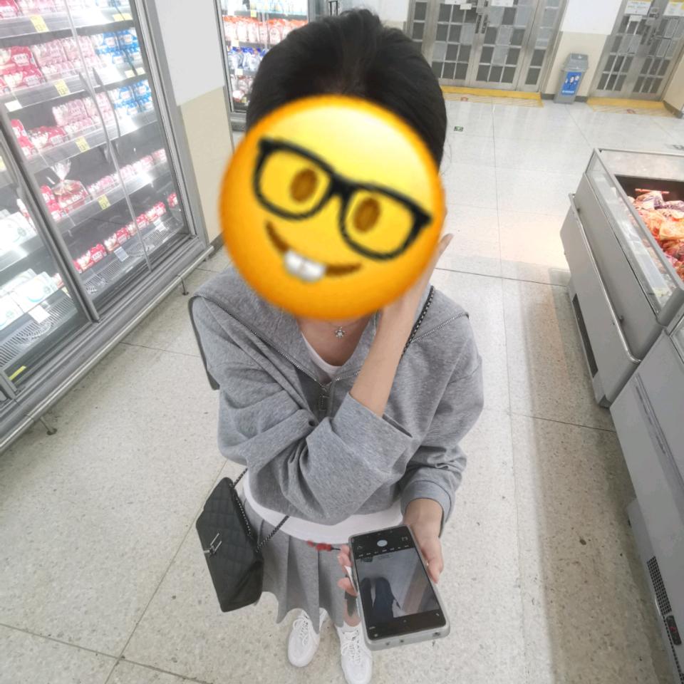 妤妍