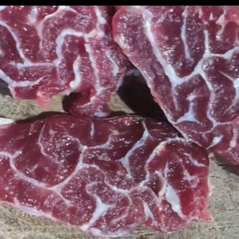 钦州东站市场羊牛肉，汽车LED前大灯