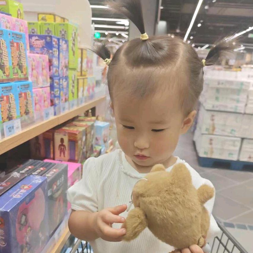 一抹阳光呀（需要1000粉丝求关注）