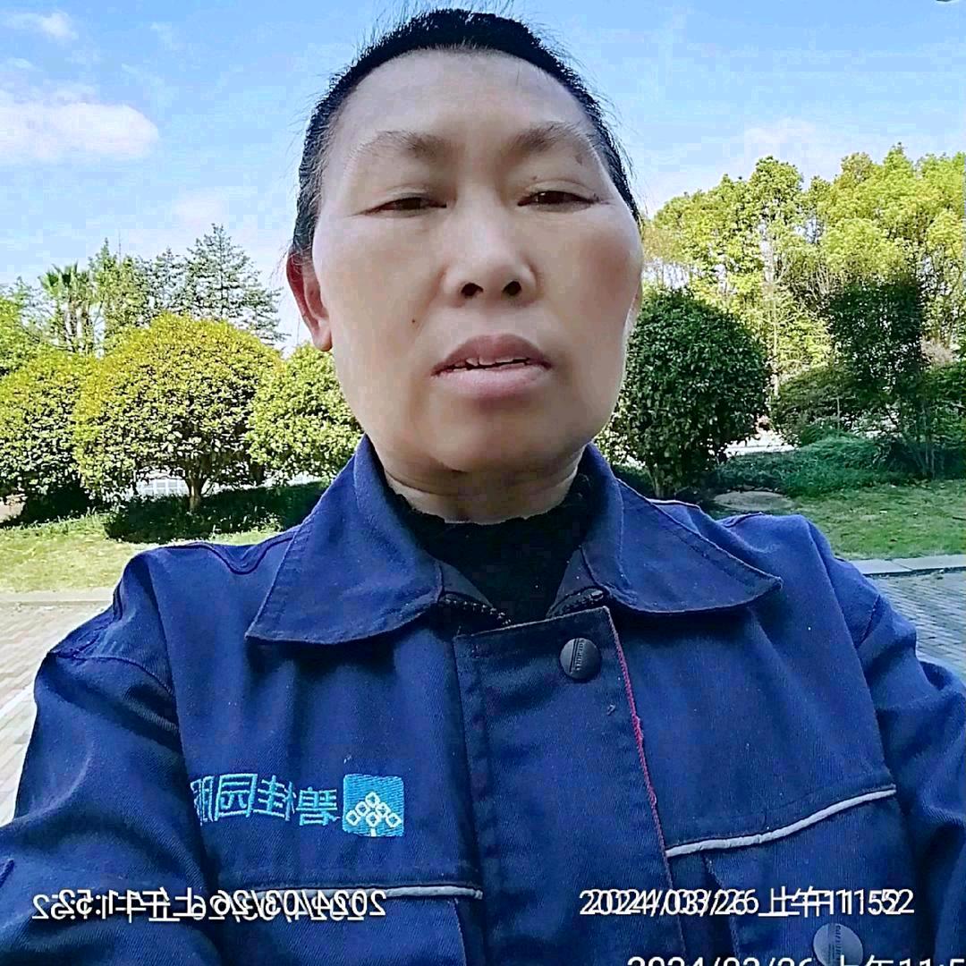 张姐A3245+推荐人杨姐吖晚上8，10