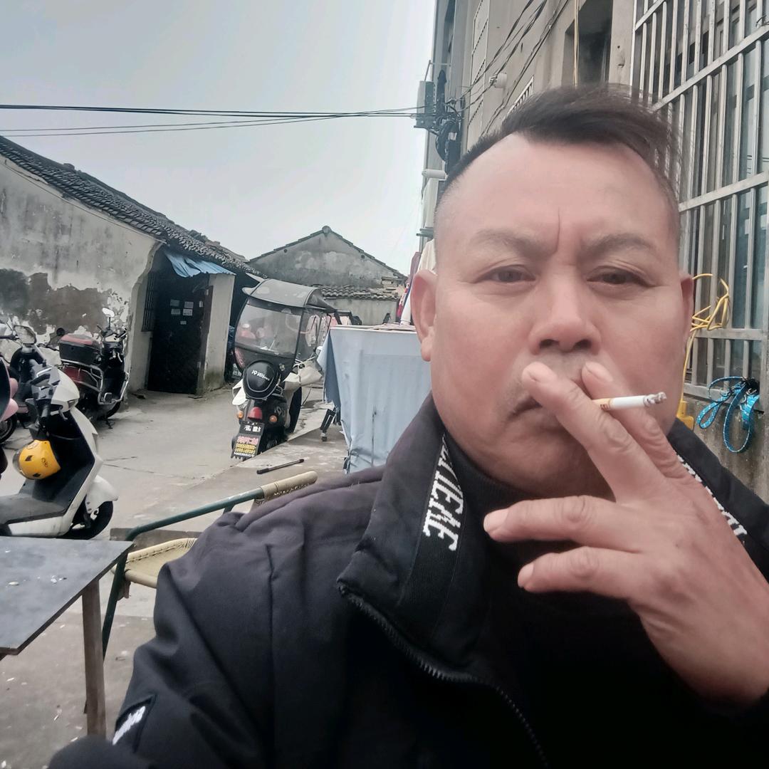 钓鱼人